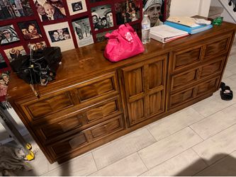 9 drawer dresser