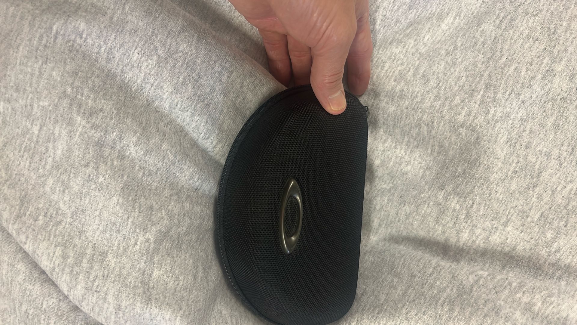 Oakley case, soft bag and spare lens