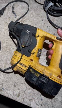 Dewalt cordless ROTO hammer