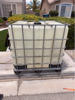 275 gallon water tank