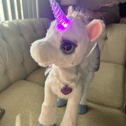FurReal Friends Interactive Light-Up Unicorn – Sound & Motion