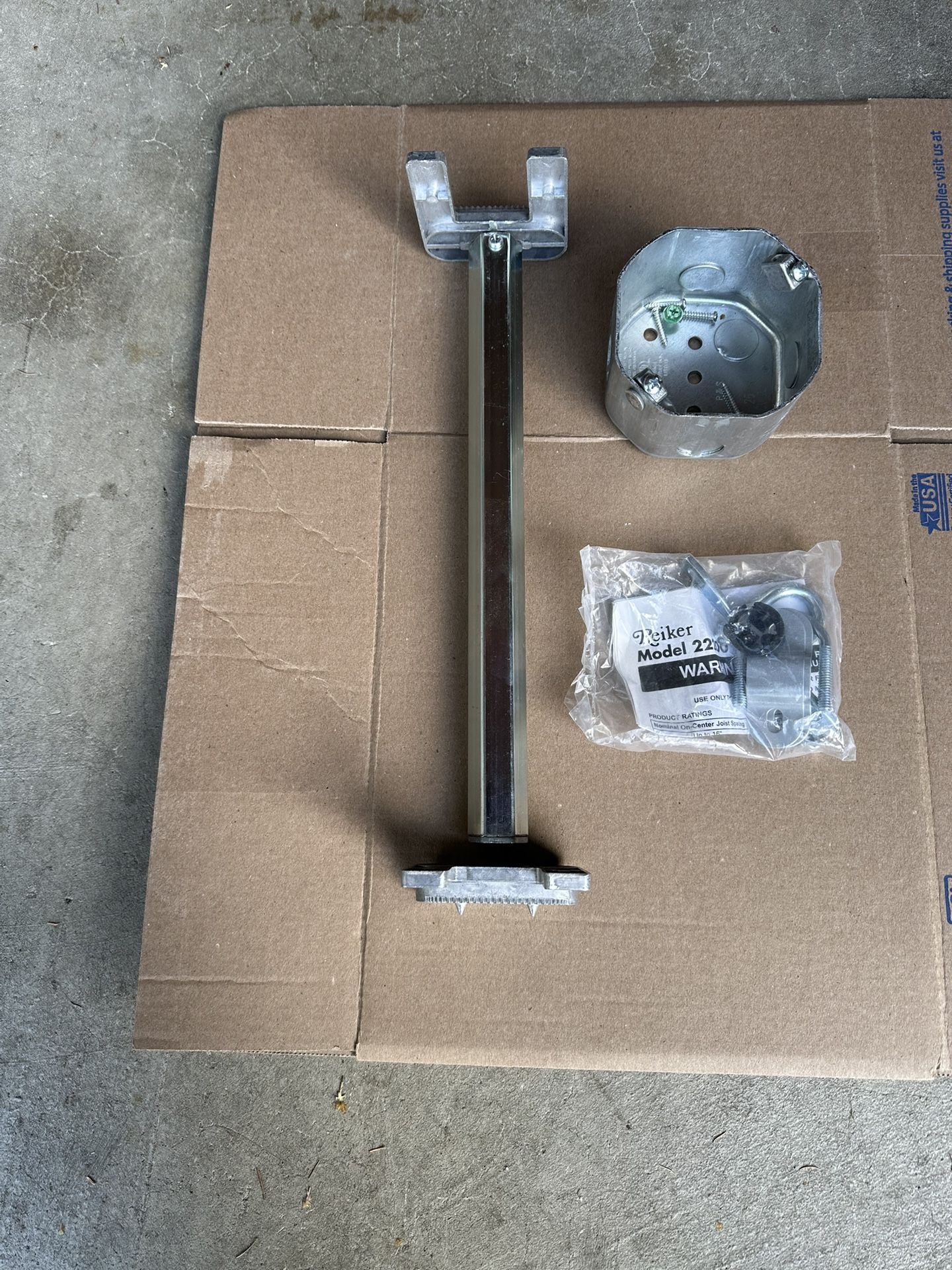 Reiker retrofit ceiling fan Brace