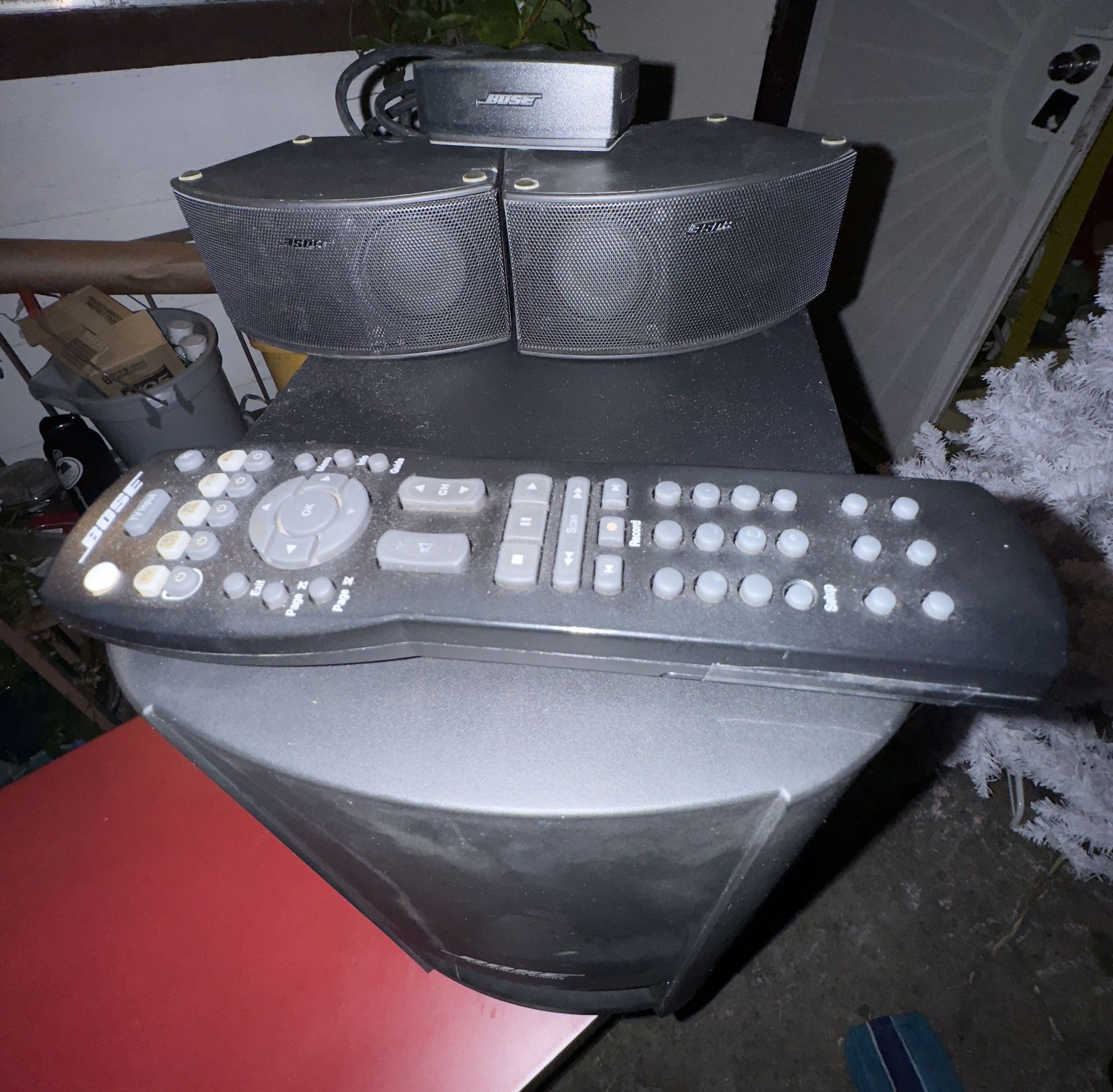 Bose CineMate GS Series II Digital Home Theater Speaker System Remote & Optical