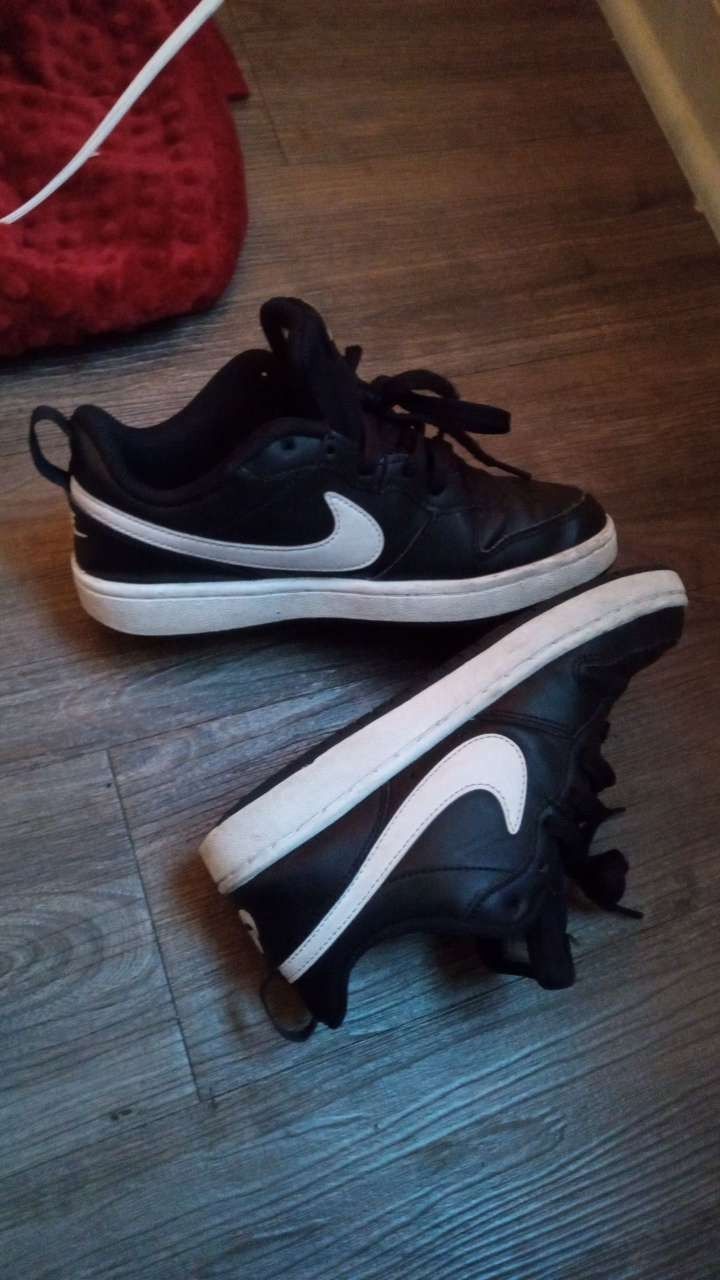 Black And White Nike Shoes