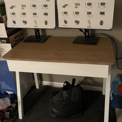 New Modern White & Wooden Deak