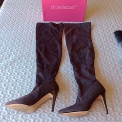 Shoedazzle heeled boots size 8 for women