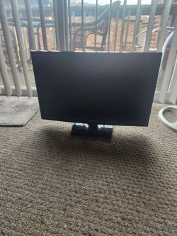 Samsung 24inches with Stand
