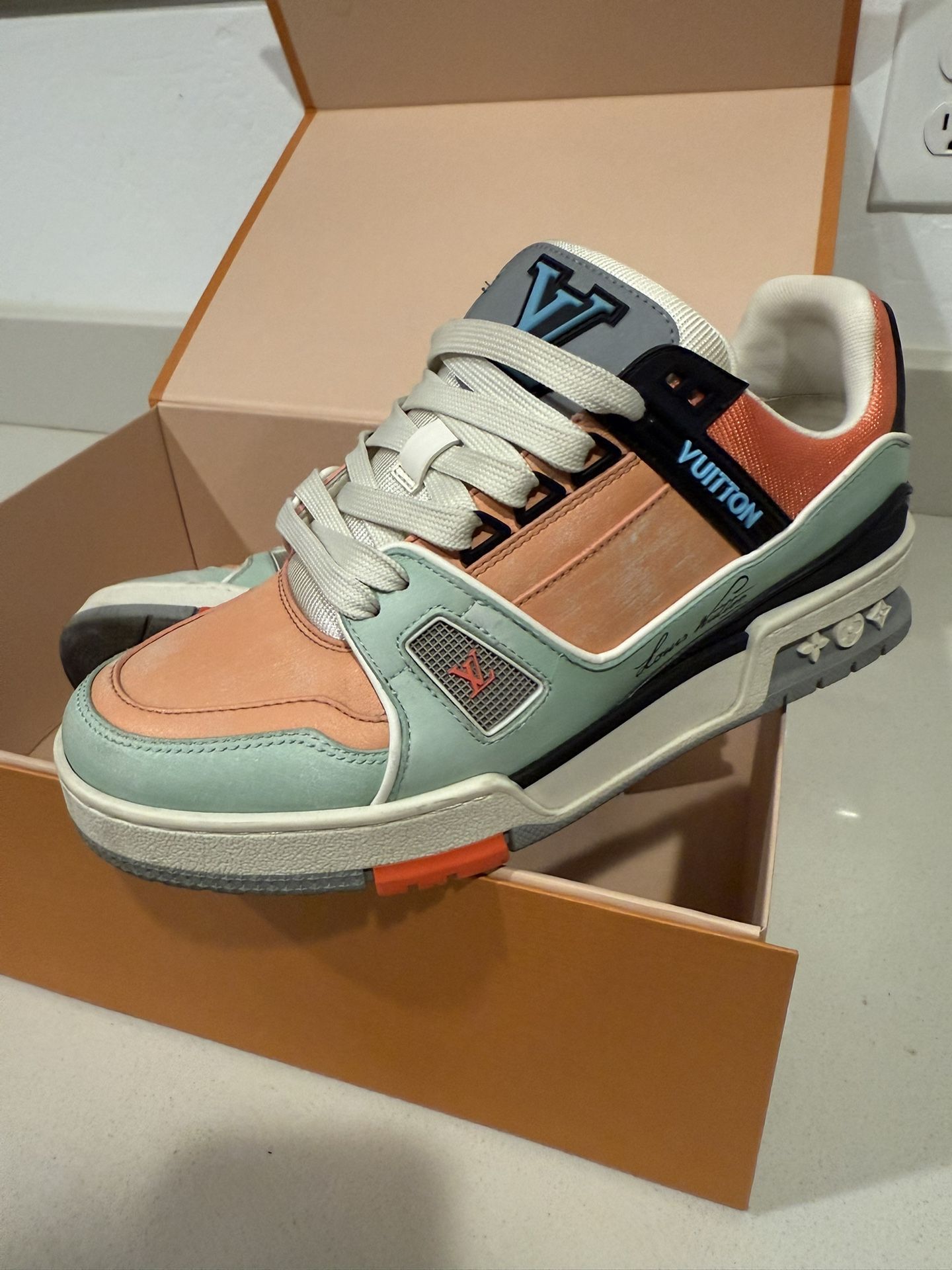 Louis Vuitton LV Trainer Line 23 years Leather Sneakers 37 women Multicolor