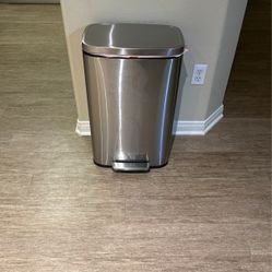 Trash Can