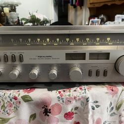  Realistic STA-820 Vintage Stereo Receiver