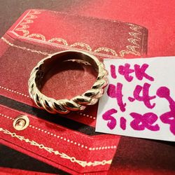 14K Solid Gold Wedding Ring 4.4Gr Size 8
