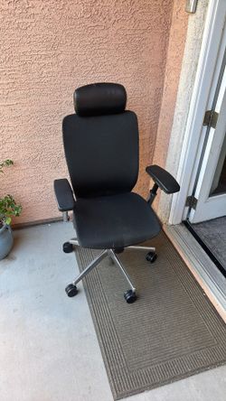 Nightingale Luxury Office Chair