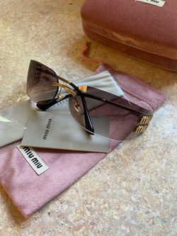 MIU MIU Sunglasses