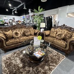 2 Pc Sofa And Loveseat 
