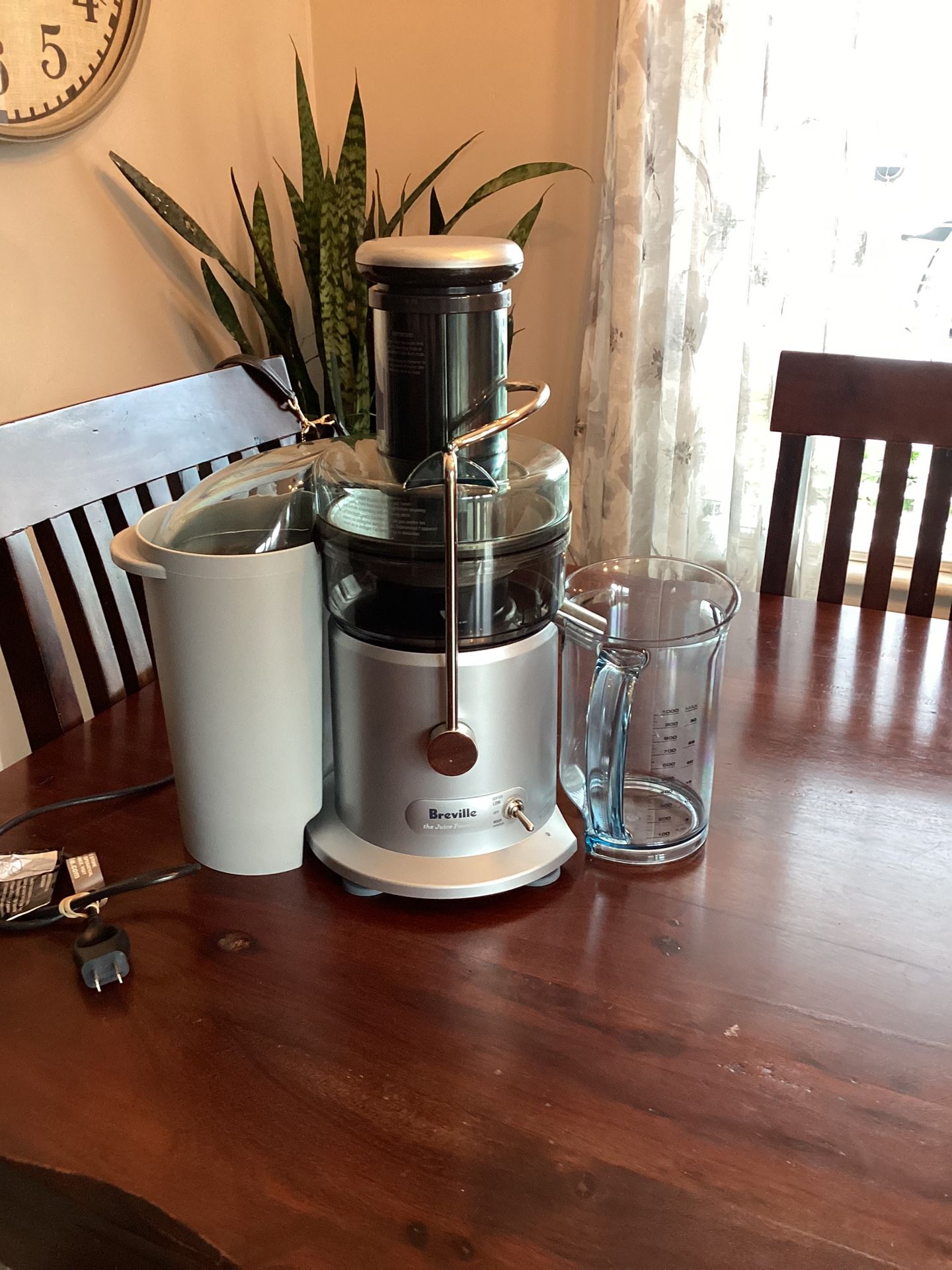 Breville Juicer 