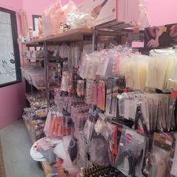 Nail Supplies 
