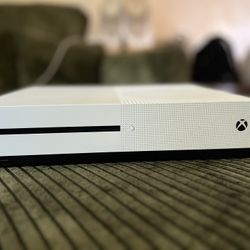Xbox One S