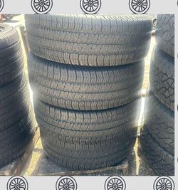 275 60 20 GoodYear Wrangler Set of 4 Used