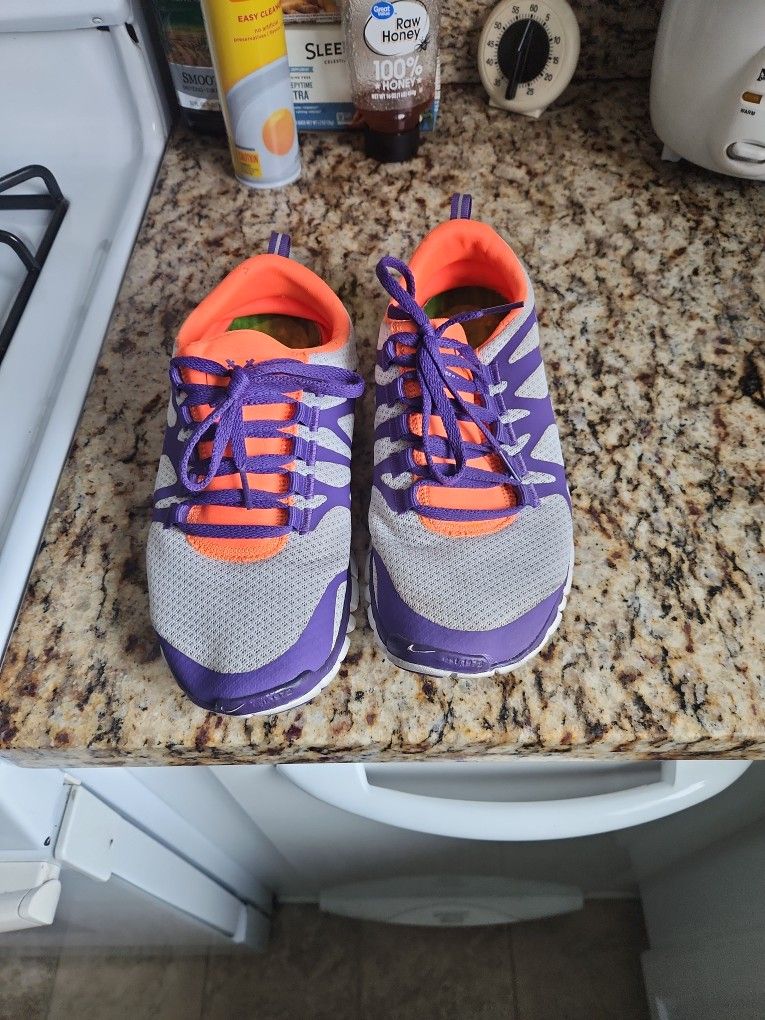 Nike Free Run 3.0 Size. 8.5 Men