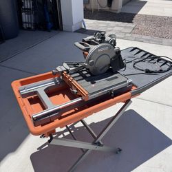 Rigid 12v Tile Saw