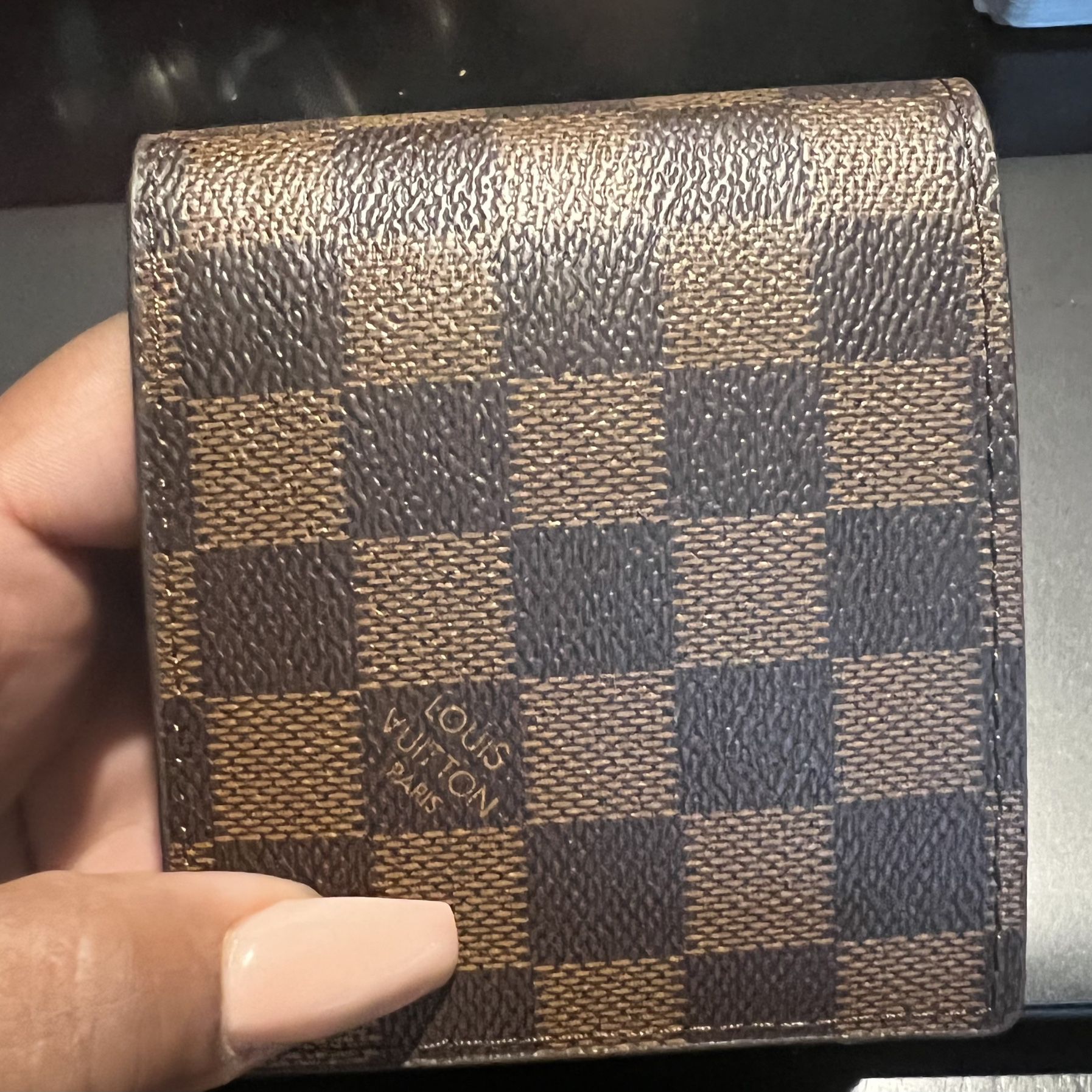 Louis Vuitton Card Holder Men Women Wallet Designer Luxury Gift for Sale in  Valrico, FL - OfferUp