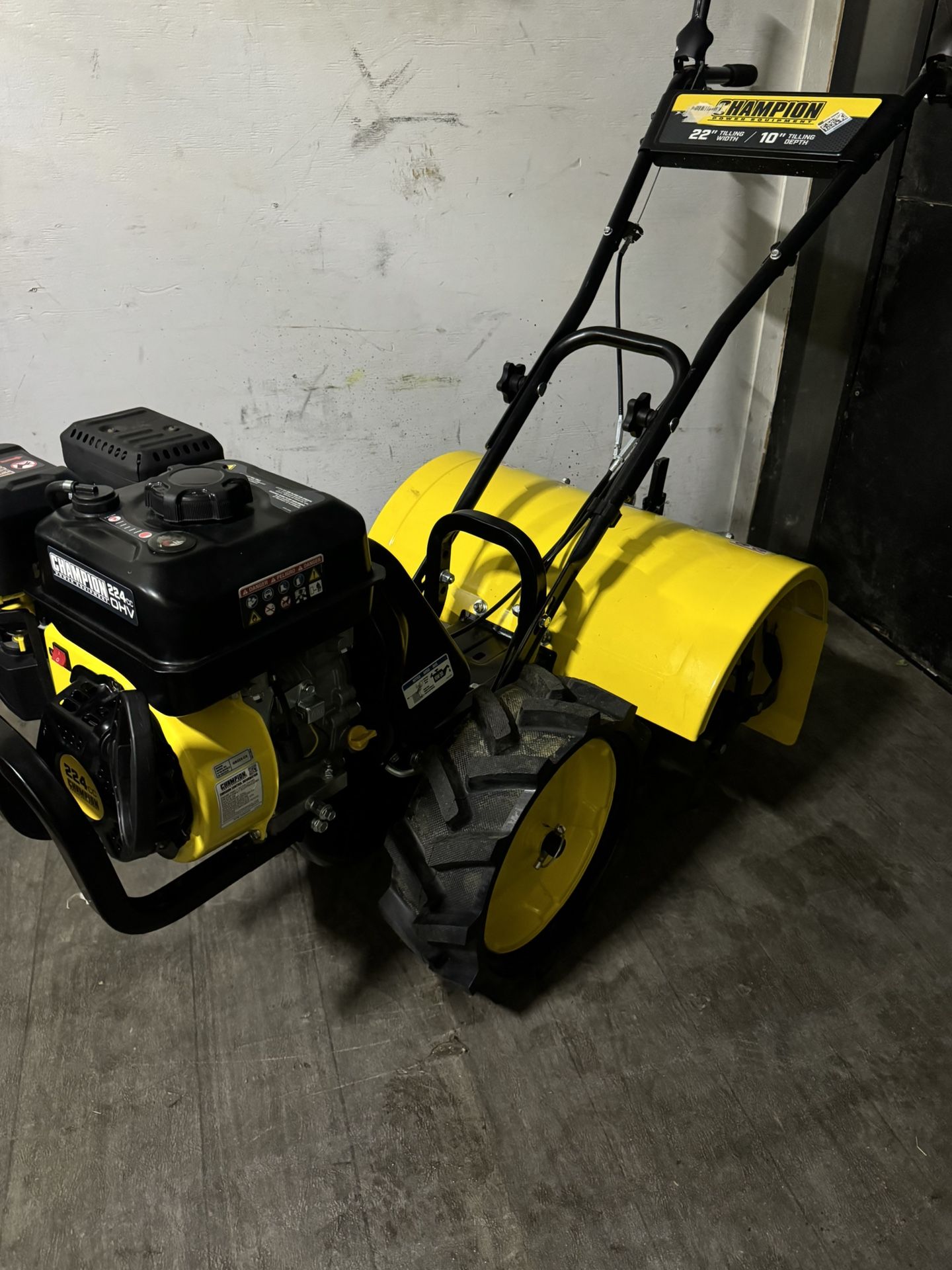 Champion 22 in. Counter Rotating Gas Rear Tine Tiller with Self-Propelled Agricultural Tires