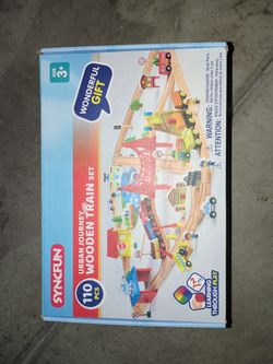 110PCS Wooden Train Set - Toy Magnetic Trains with Wooden Track Set for Kids Ages 3-8, City Scene Railway Set