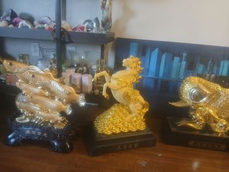 GORGEOUS Decorative golden horse