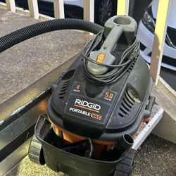 Ridgid Wet / Dry Vac ( portable )