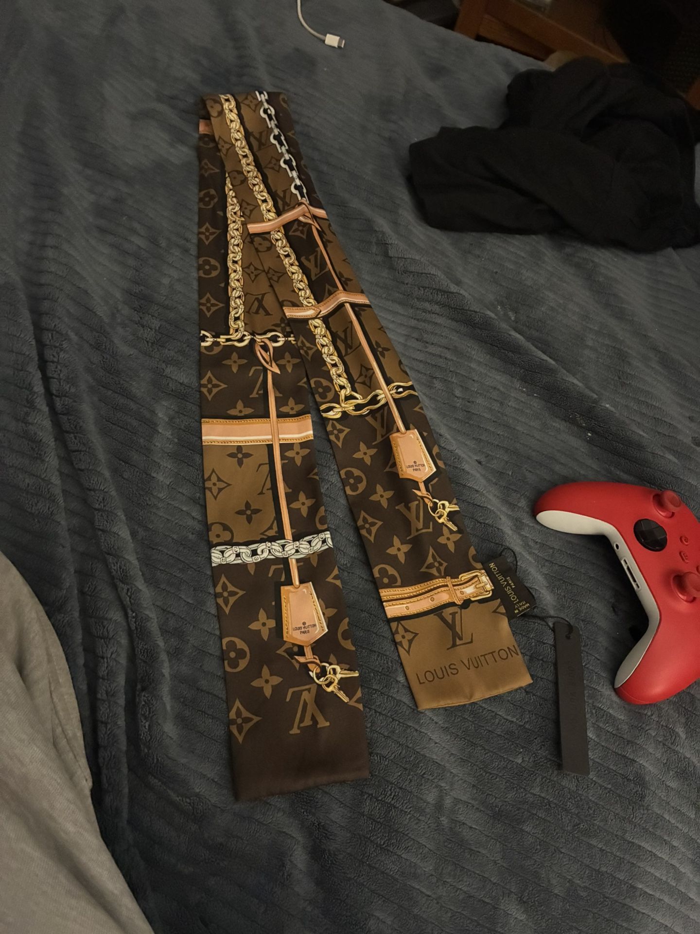 Limited Edition, Louis Vuitton Scarf