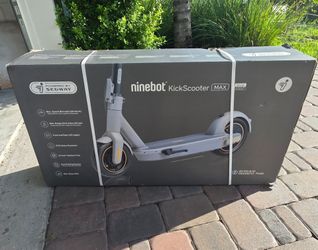 Segway MAX G30LP Electric Scooter
