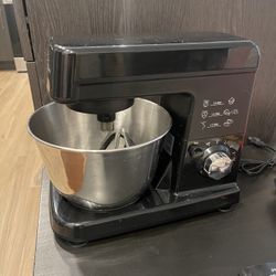 Stand Mixer - Hamilton Beach 6 Speed