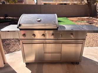 Members Mark Grill