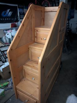 Bunk bed