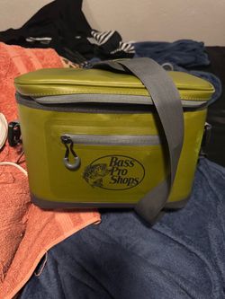 Bass Pro Shops Soft-Sided Cooler Bag