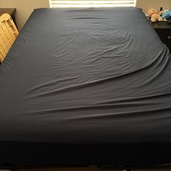 Full size pillow, top mattress with metal boxspring