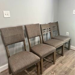Cheap 4 dining room chairs in good condition Four Chairs