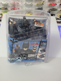Batman, Catwoman and Bane HeroClix TabApp The Dark Knight Rises - DC Comics