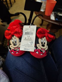 Baby Minnie slippers brand new price tag on. Asking $5.00