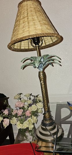 tropical pineapple true lamp