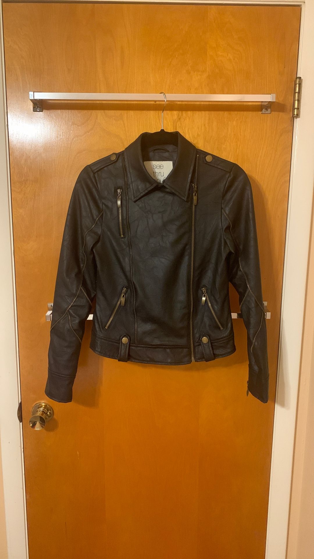 Lady’s Black  Motorcycle Jacket.         S.           Mint.       ON  SALE NOW 