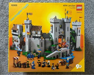 Lego Lions Knight Castle 10305