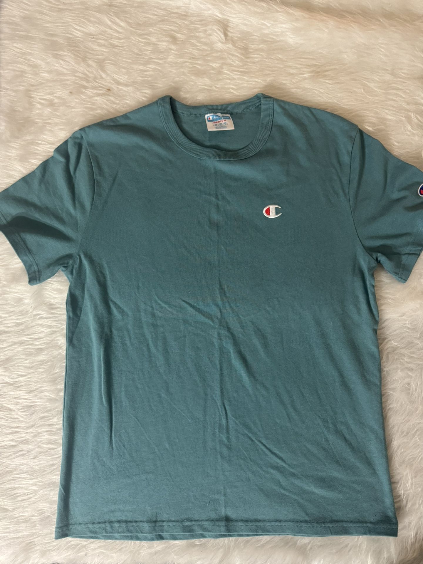 Champion Blue Bar Vintage Men’s T-Shirt Medium