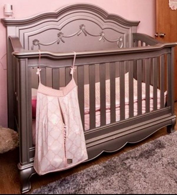 Baby Cache Adelina Crib/toddler Bed (Silver)