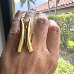 Two Horns Ring
