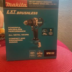 MAKITA Hammer Driver-Drill