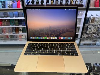 MacBook Air 2019 8GB 128GB Pre-owned