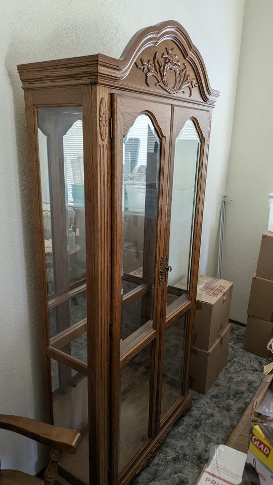 China Cabinet Like New
