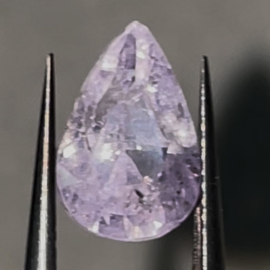 3.0Ct Natural Unheated Light Pink Sri Lankan Sapphire
