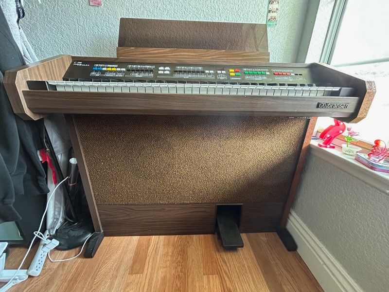 Free Gulbransen Vintage Organ